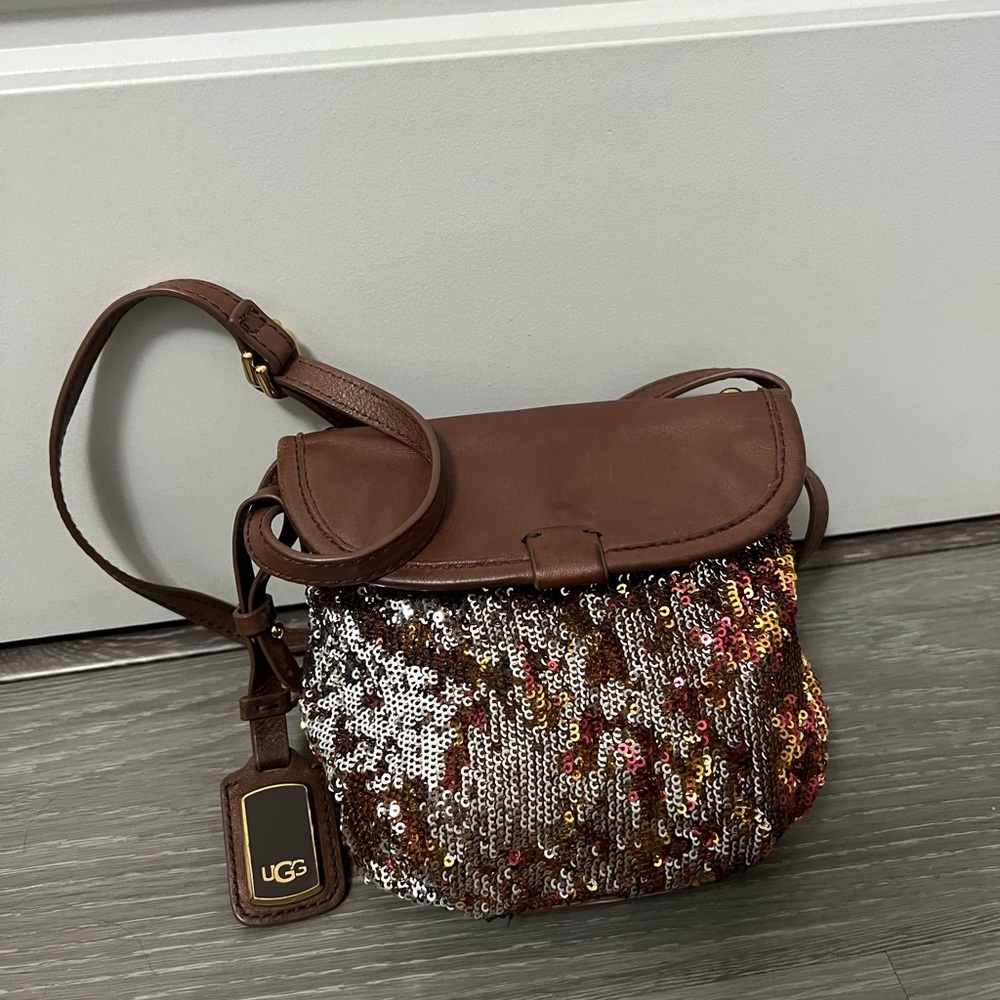 Ugg crossbody bag